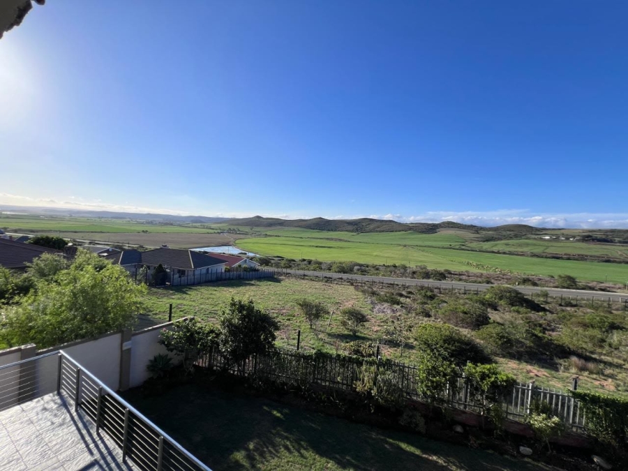 3 Bedroom Property for Sale in Reebok Western Cape